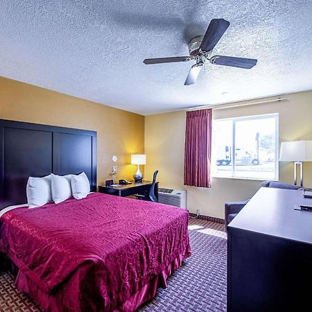 Rodeway Inn & Suites Monticello Esterno foto