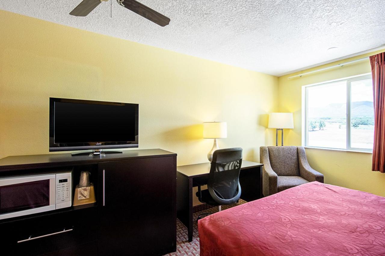 Rodeway Inn & Suites Monticello Esterno foto