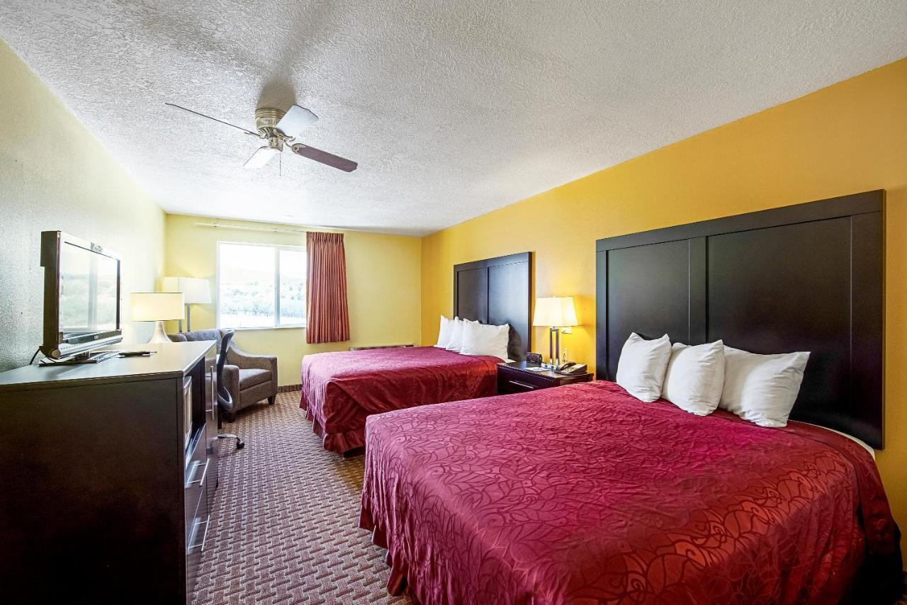 Rodeway Inn & Suites Monticello Esterno foto