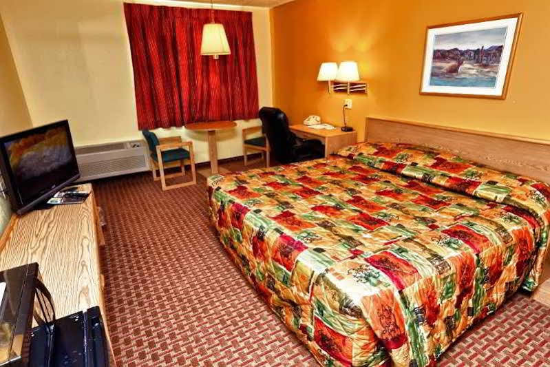 Rodeway Inn & Suites Monticello Esterno foto