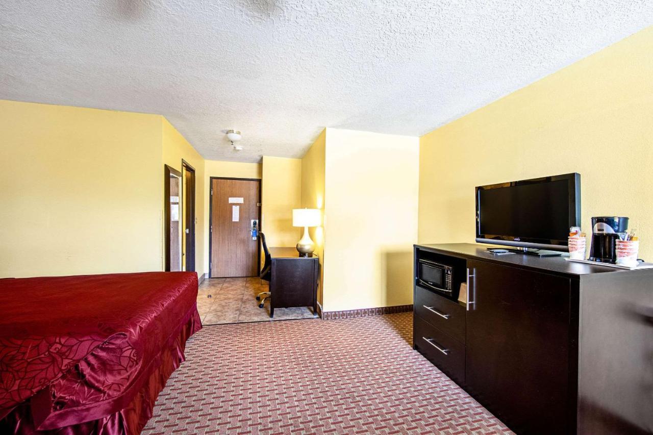 Rodeway Inn & Suites Monticello Esterno foto